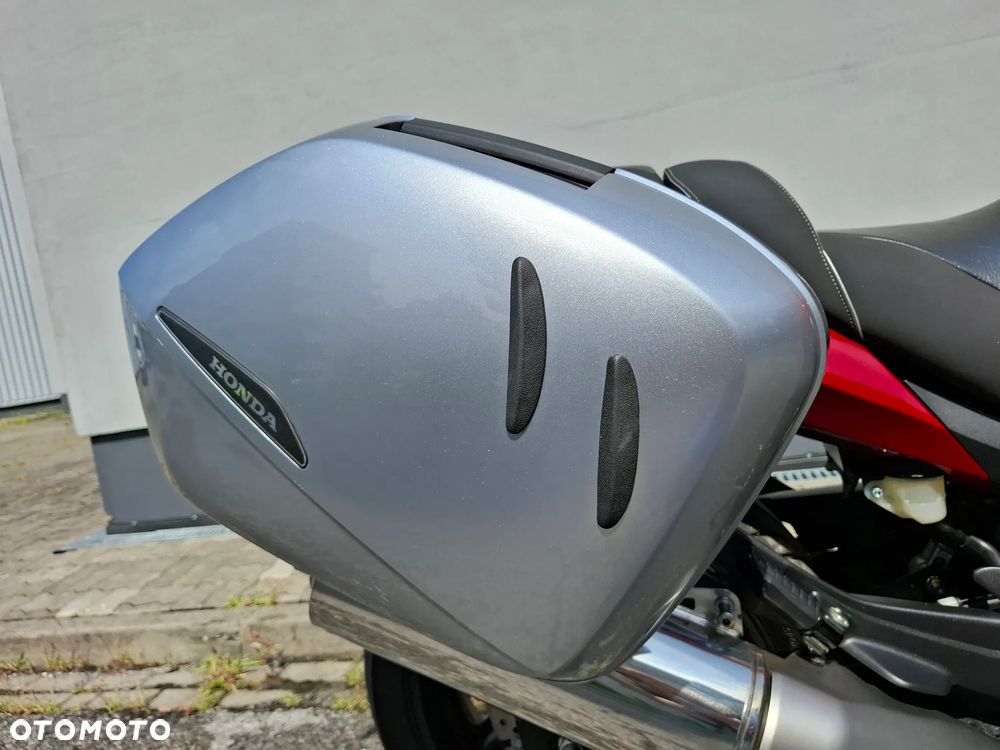 Honda CBF - 18
