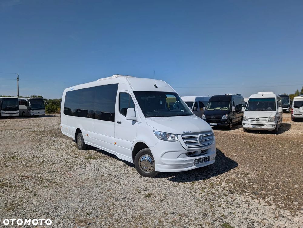 Mercedes-Benz Sprinter 517 - 1