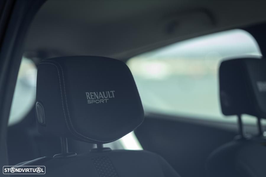 Renault Clio 2.0 16V Sport - 17