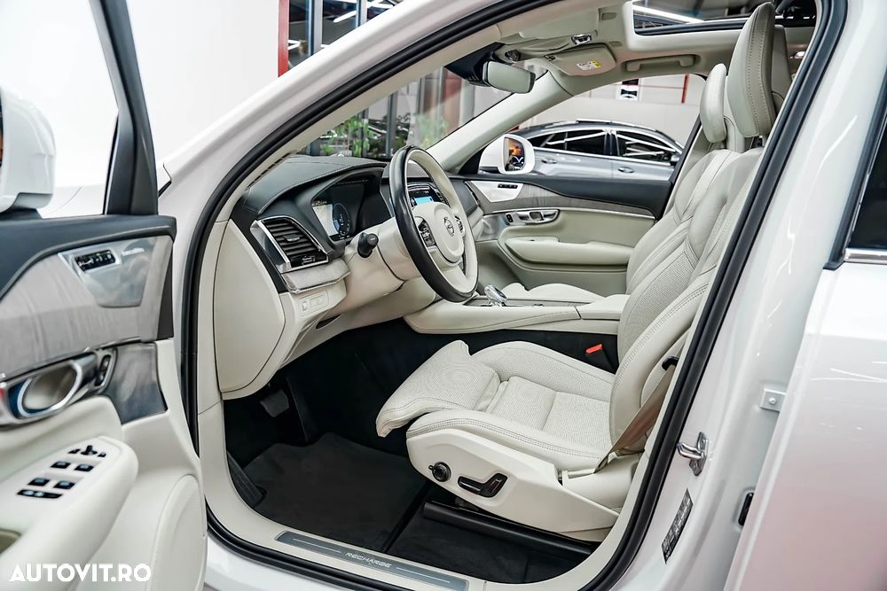 Volvo XC 90 T8 AWD Recharge Geartronic Inscription Expression - 4