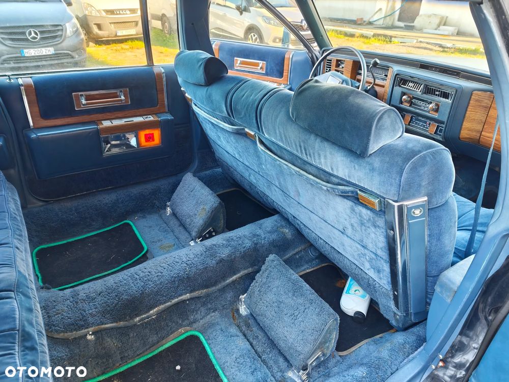 Cadillac Inny - 12
