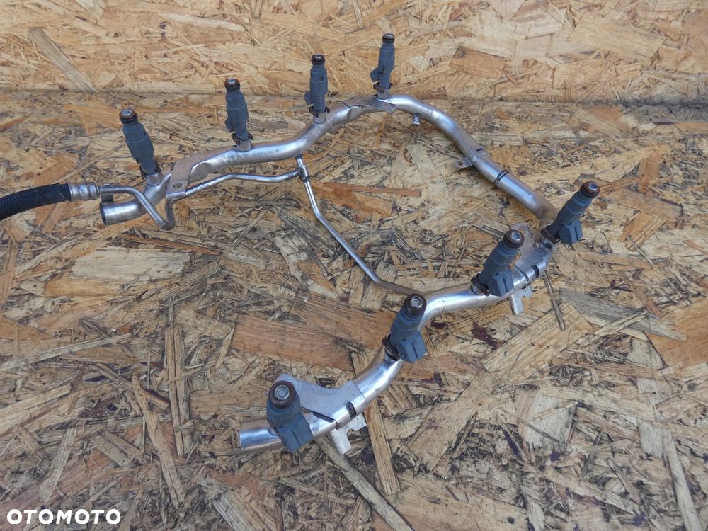 BMW E38 E39 V8 M62TU LISTWA WTRYSKOWA WTRYSK - 2