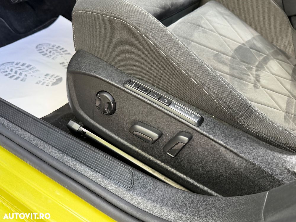 Volkswagen Golf 1.5 eTSI OPF DSG Style - 15