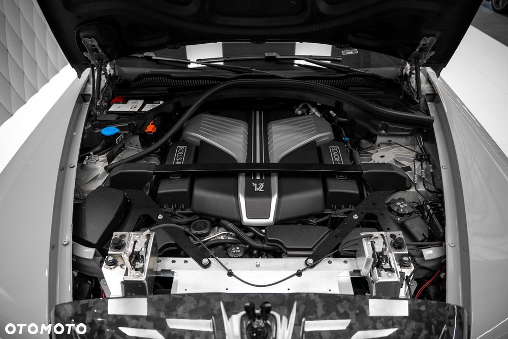 Rolls-Royce Cullinan - 25