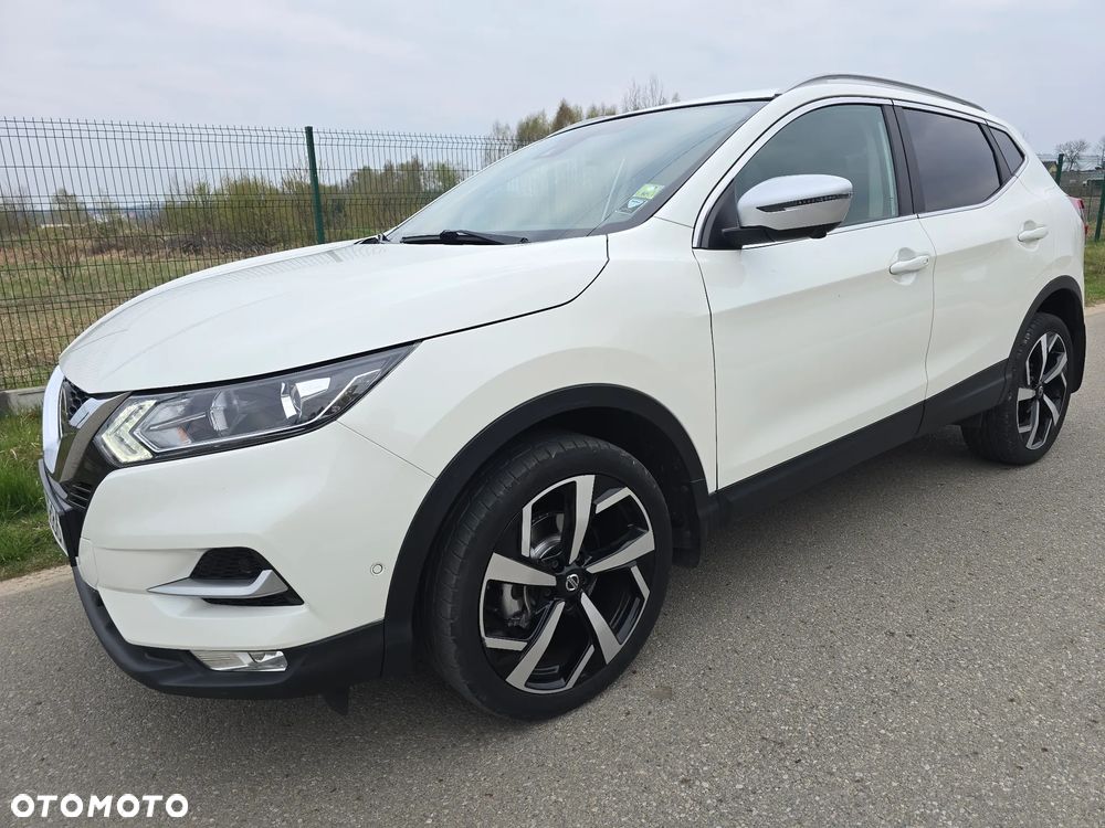 Nissan Qashqai 1.3 DIG-T Tekna - 1