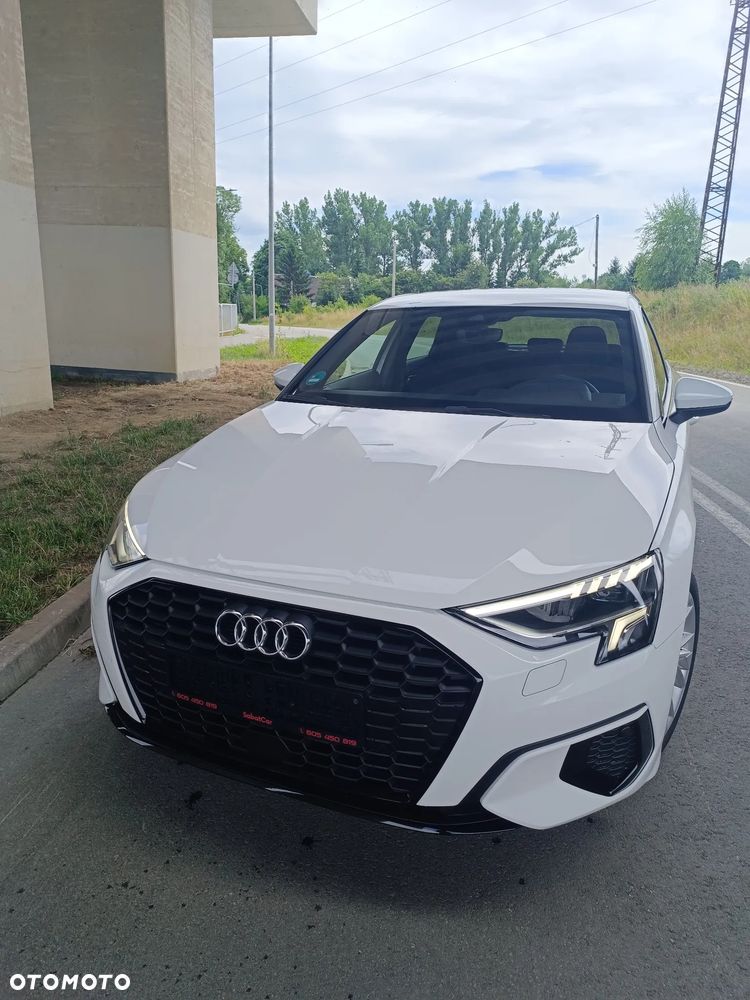 Audi A3 Sportback 35 TFSI S tronic - 10
