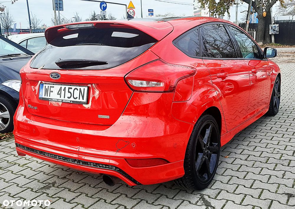 Ford Focus 1.5 EcoBoost STart-Stopp-System ST-Line - 4