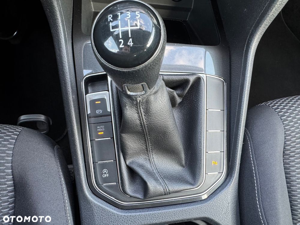 Volkswagen Golf Sportsvan - 19