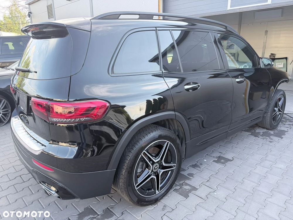 Mercedes-Benz GLB - 3