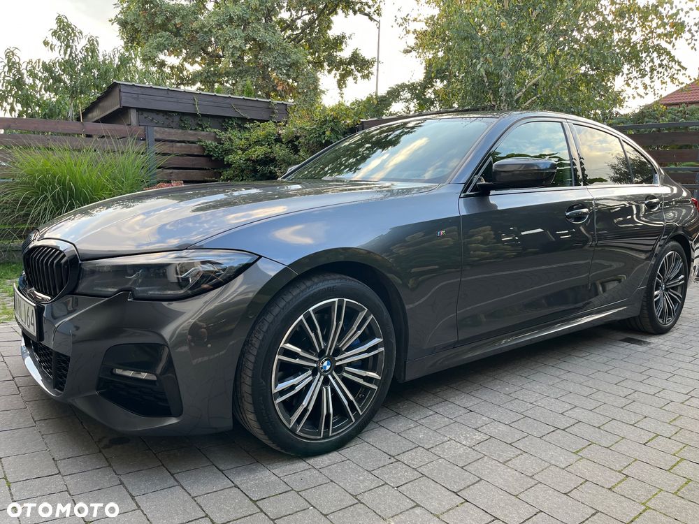 BMW Seria 3 330i xDrive M Sport sport - 33