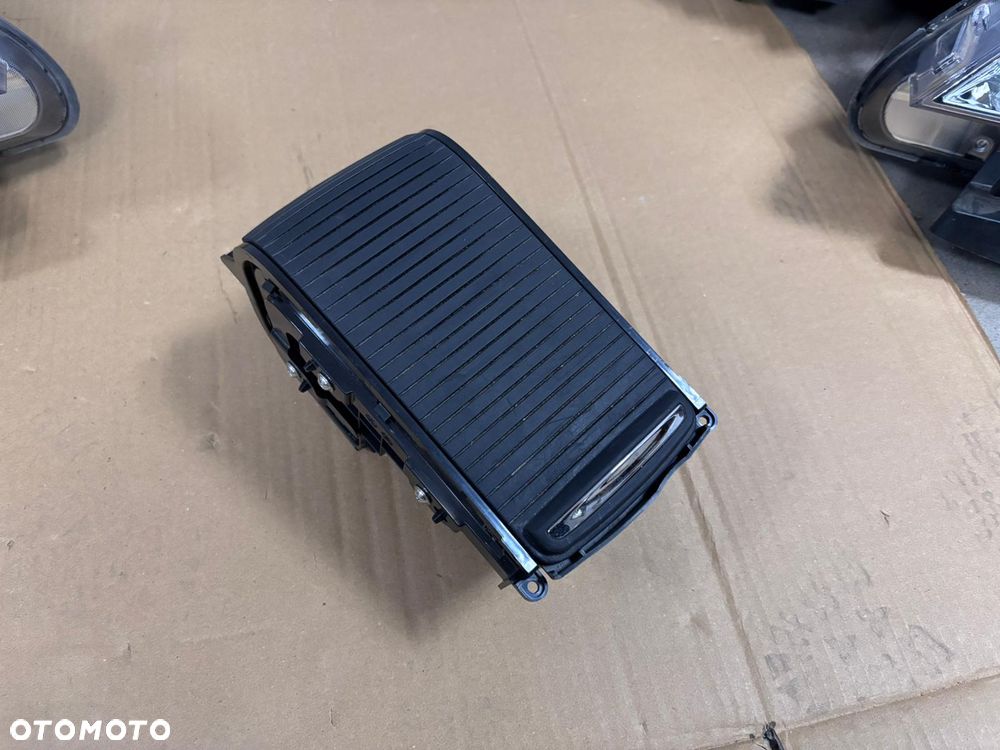 OPEL MOKKA SCHOWEK WNĘTRZE ROLETA AVF45423 - 2