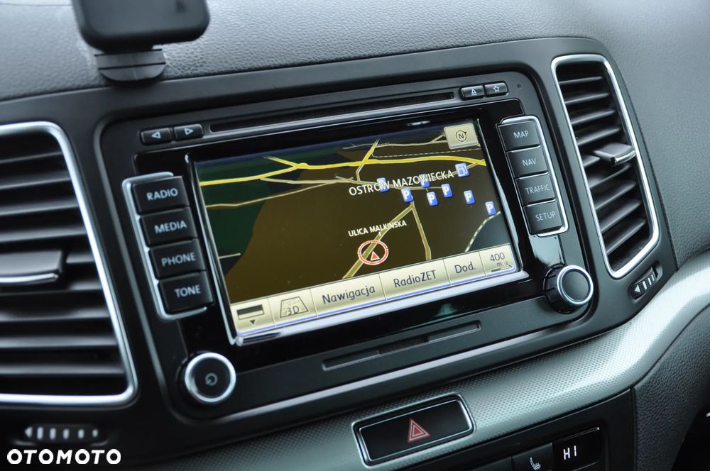 Volkswagen Sharan 2.0 TDI DSG BlueMotion Technology Comfortline - 32