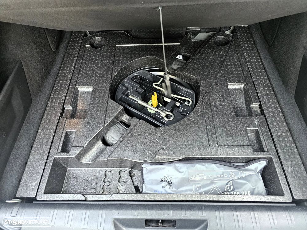 Peugeot 308 SW 1.6 BlueHDi Style - 9
