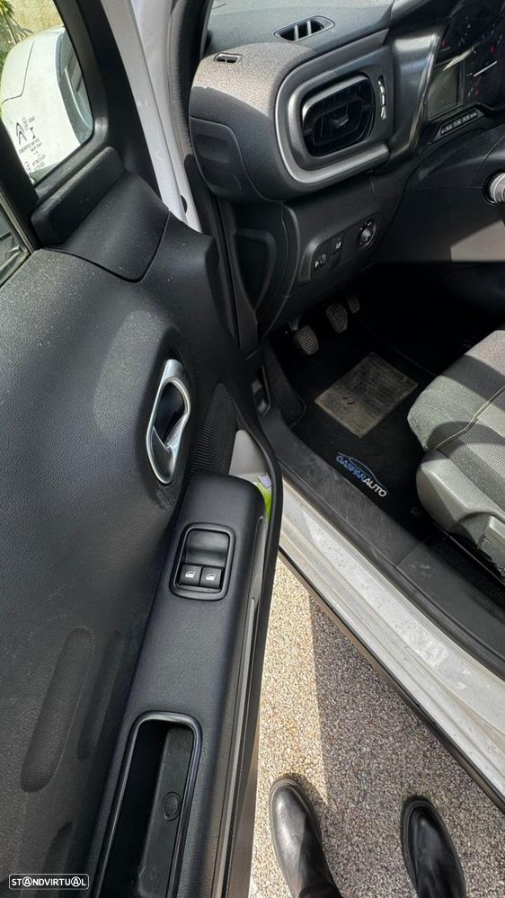 Citroën C3 1.2 PureTech Shine - 12