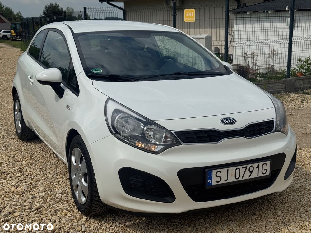 Kia Rio 1.2 Dream Team Edition - 5