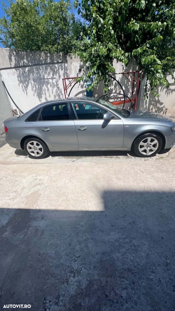 Audi A4 Limuzina - 1