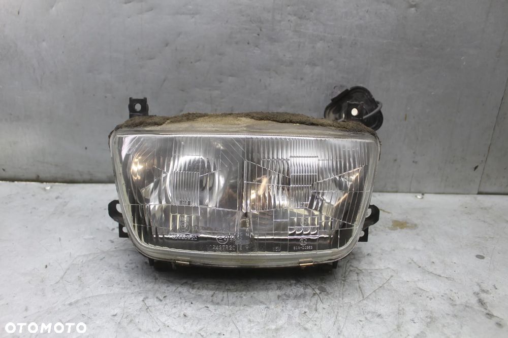 Honda ST 1100 Pan European Lampa przód przednia reflektor - 2