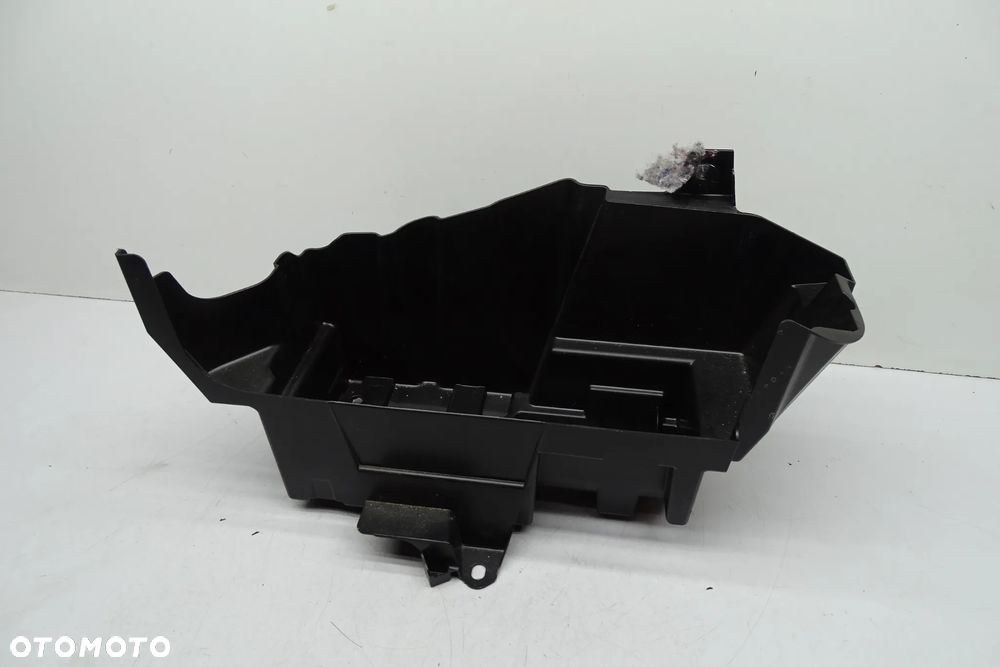 Mercedes C Klasa W205 Mocowanie Uchwyt A2058991400 A2058900700 - 1
