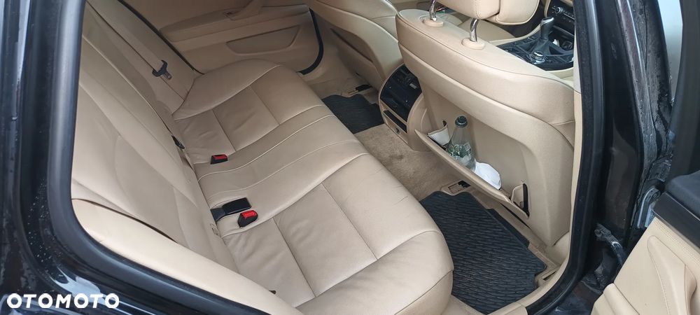 BMW Seria 5 520d - 18