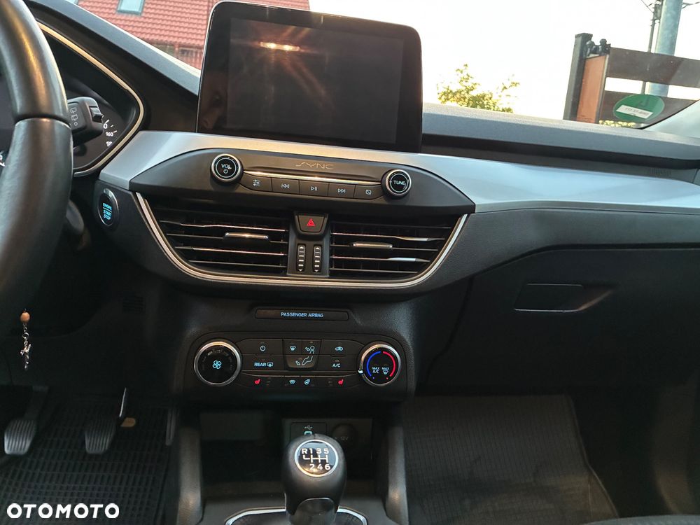 Ford Focus - 12