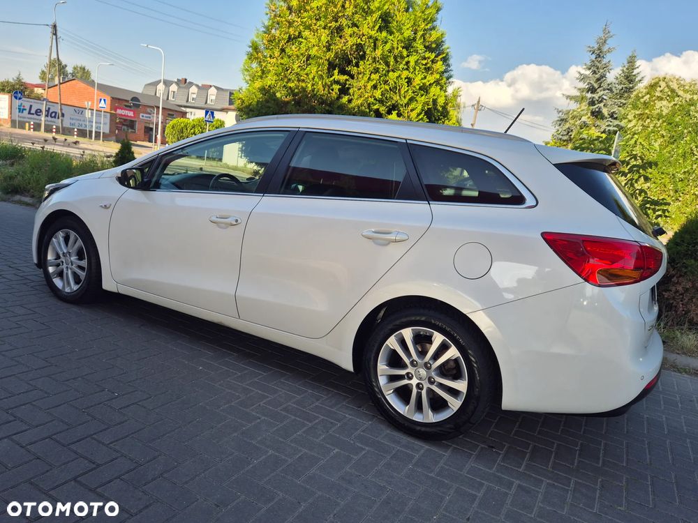Kia Ceed 1.6 CRDi 128 Platinum Edition - 7
