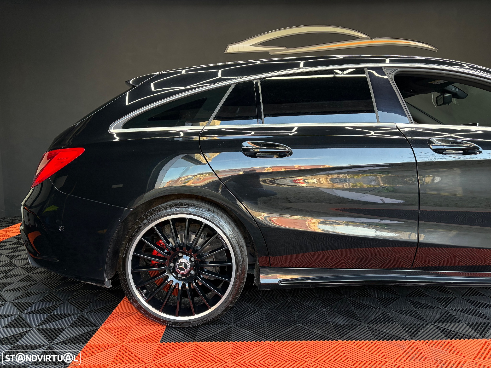 Mercedes-Benz CLA 200 d Shooting Brake AMG Line Aut. - 23