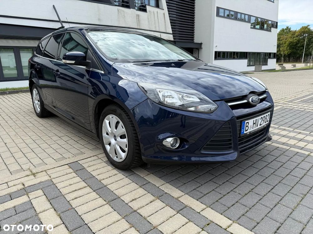 Ford Focus Turnier 1.0 EcoBoost Start-Stopp-System Champions Edition - 4