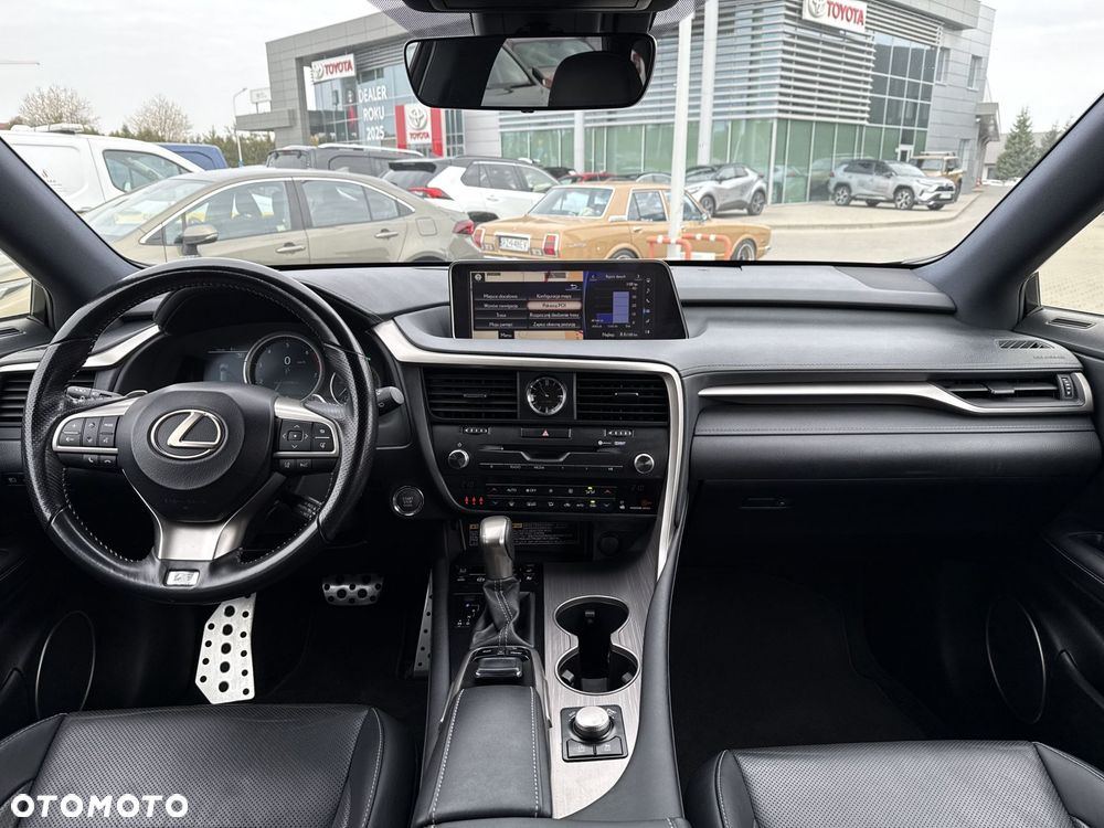 Lexus RX 200t / 300 F Sport - 11