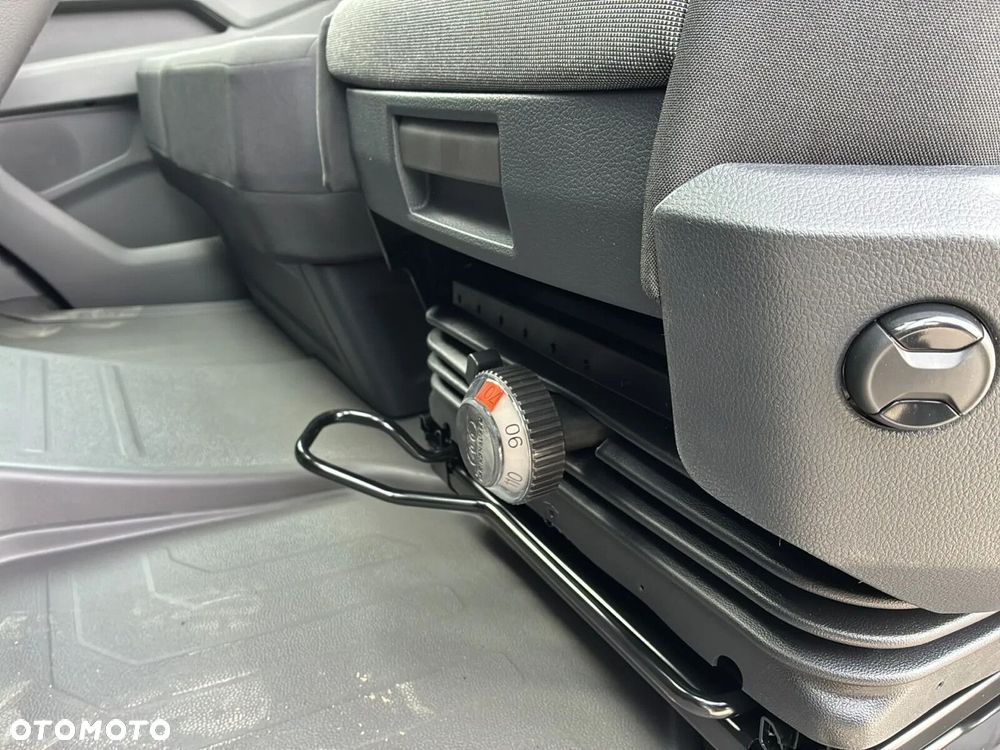 Volkswagen Crafter 35 Furgon L4H3, 2.0 TDI 177 KM, r. o. 4490mm, Wysoki dach - 19