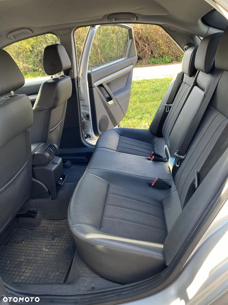 Opel Vectra 1.9 CDTI Sport / GTS - 21