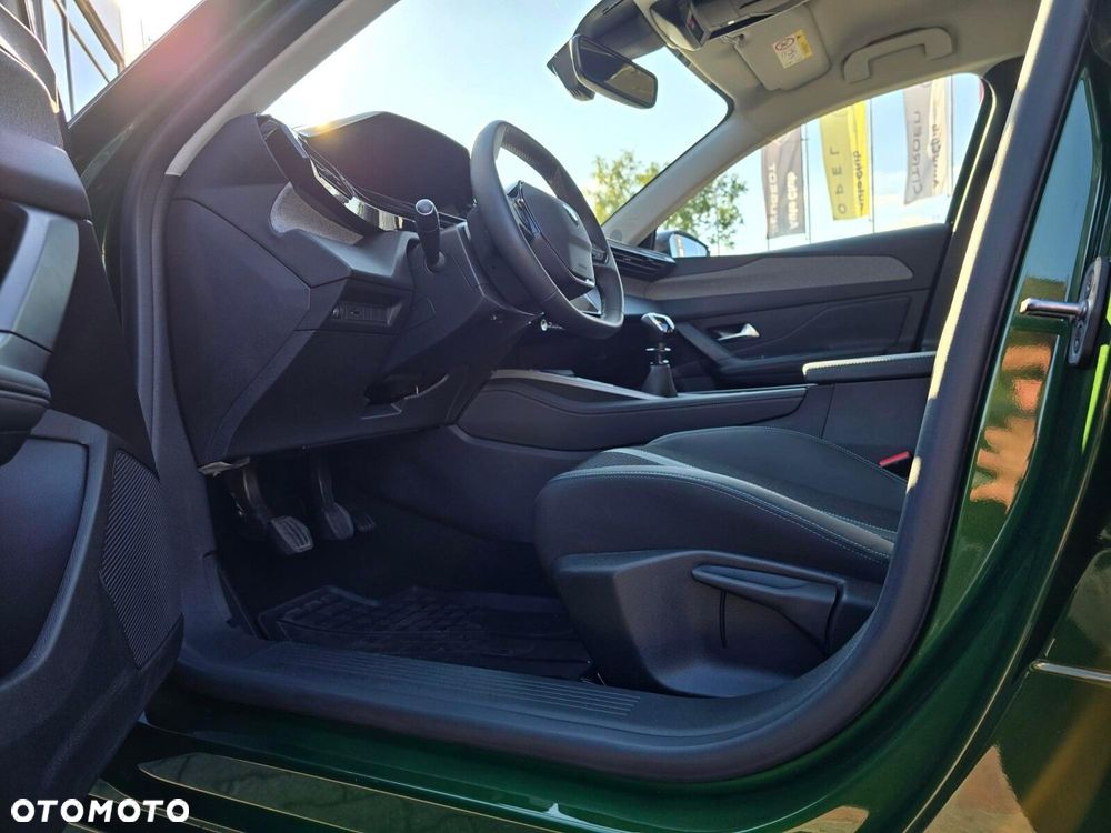 Peugeot 308 1.2 PureTech Allure S&S - 12