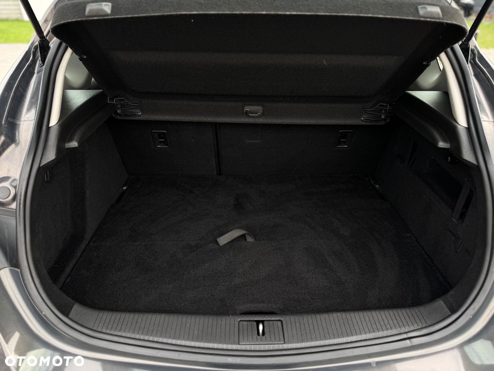 Opel Astra 1.4 T Cosmo - 34