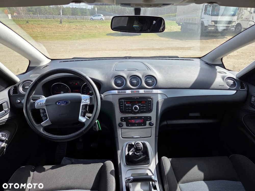 Ford S-Max 2.0 TDCi Ambiente - 18