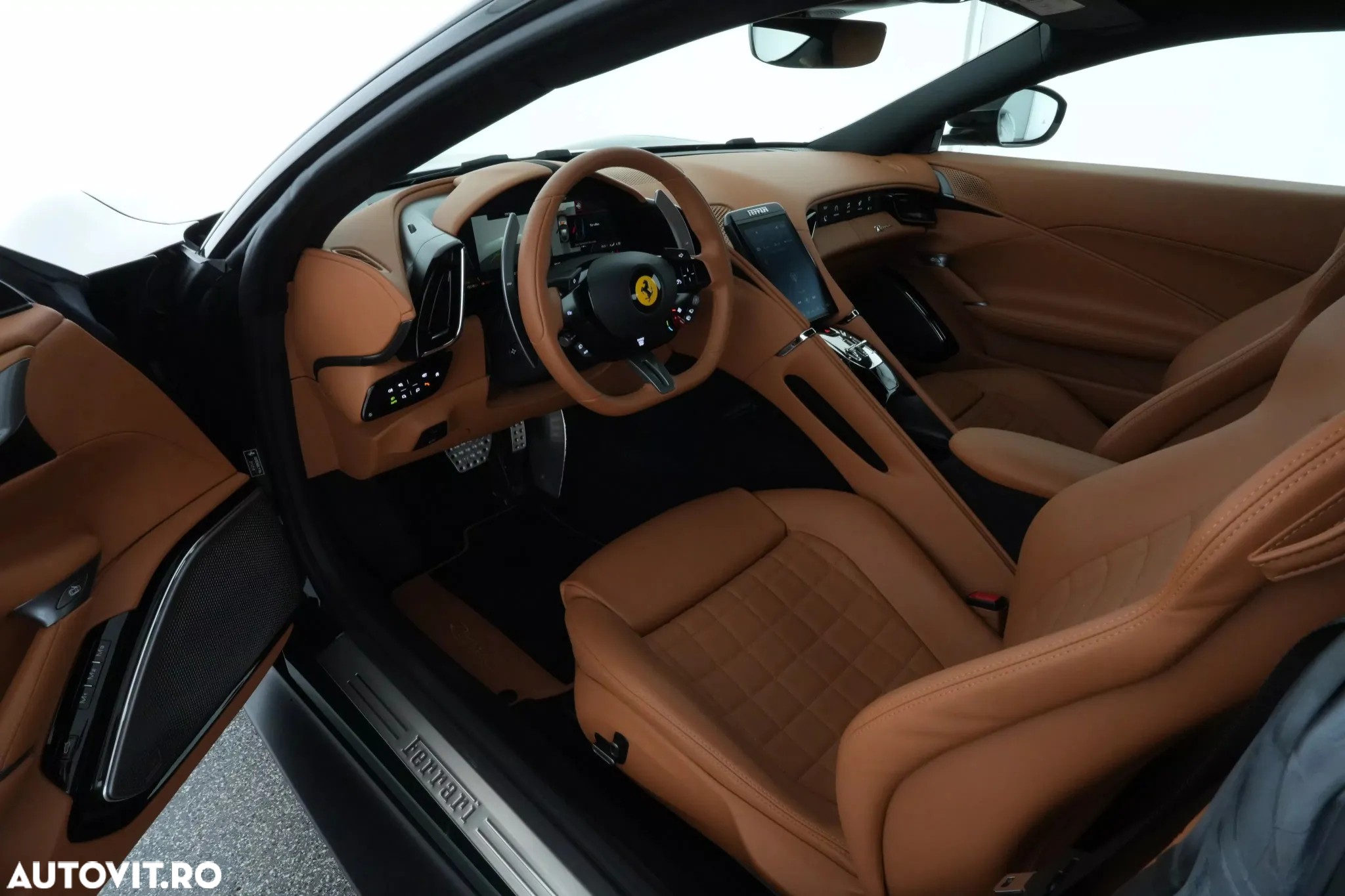 Ferrari Roma - 11