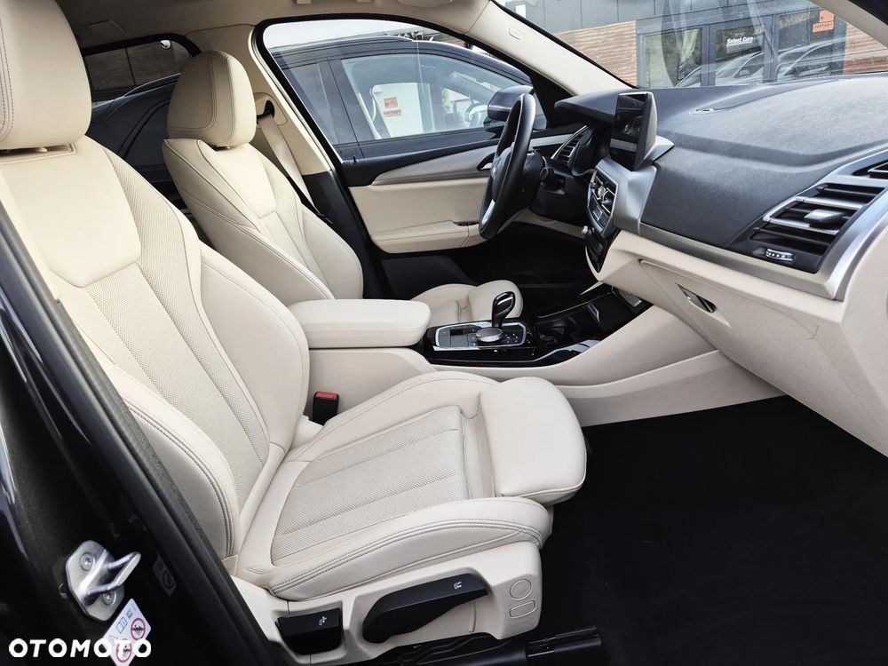 BMW X3 xDrive30e sport - 10