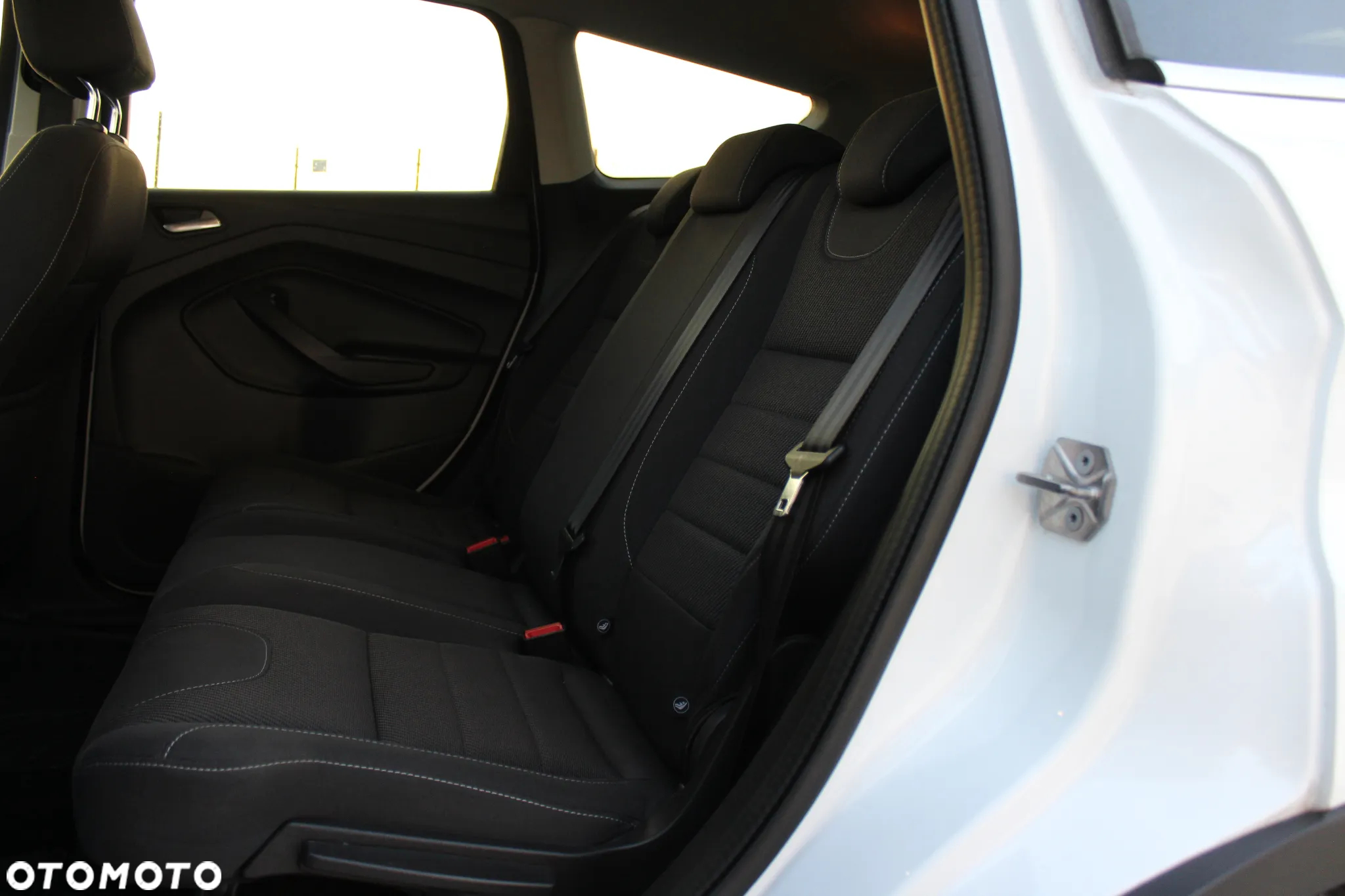 Ford Kuga - 12