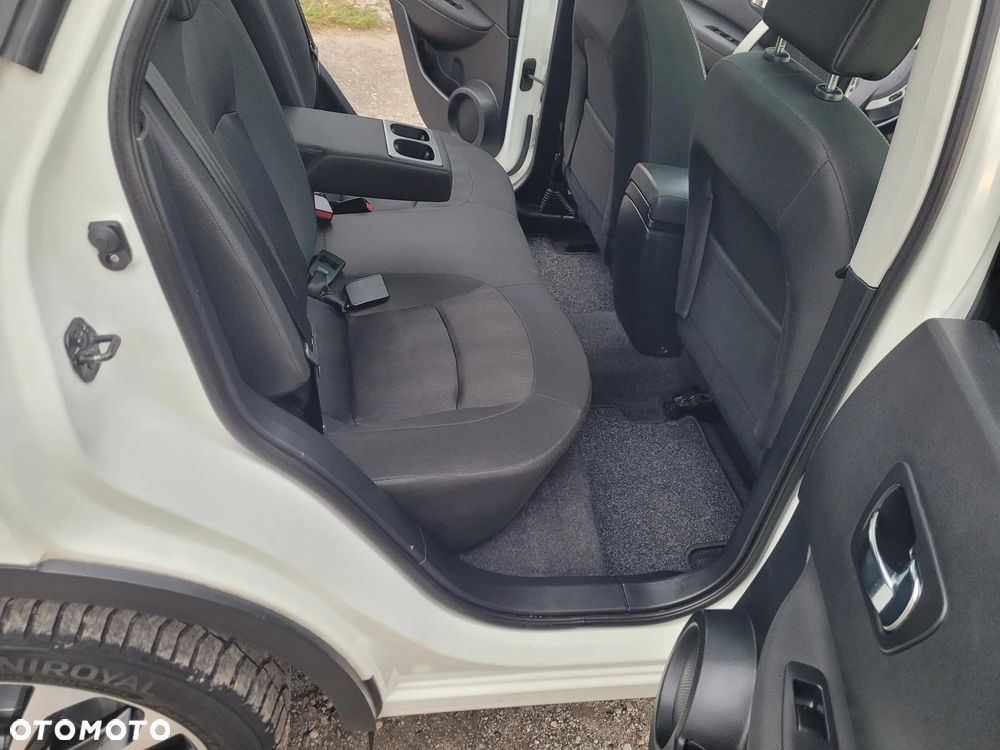 Nissan Qashqai 1.6 360 - 23