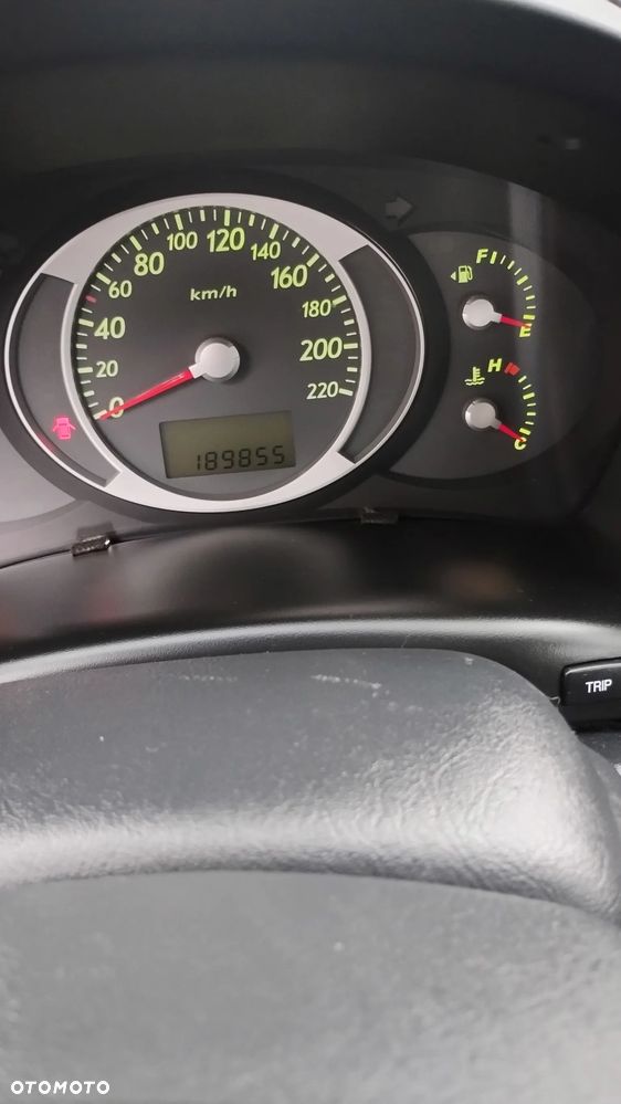 Hyundai Tucson 2.0 2WD GLS - 13