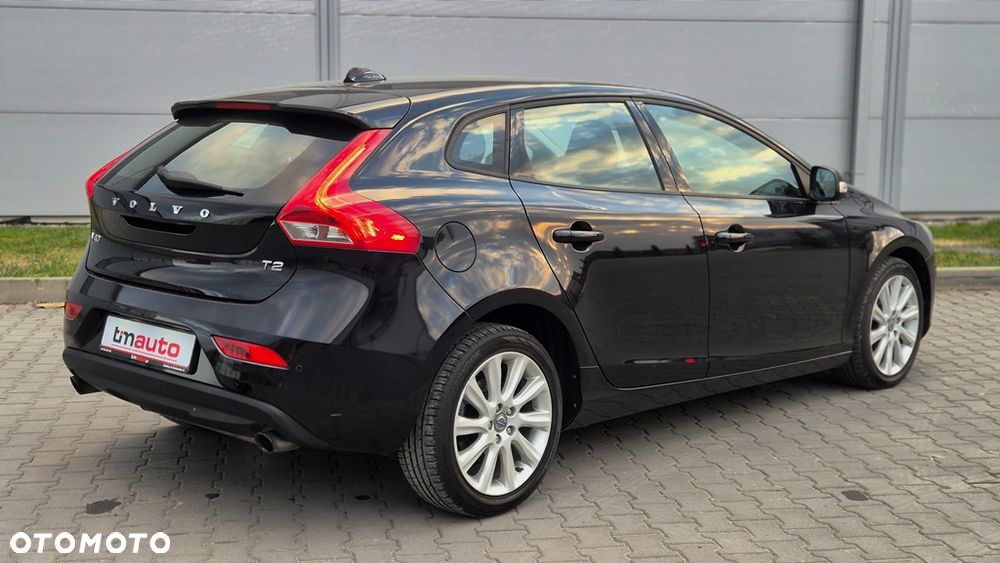 Volvo V40 T3 Momentum - 5