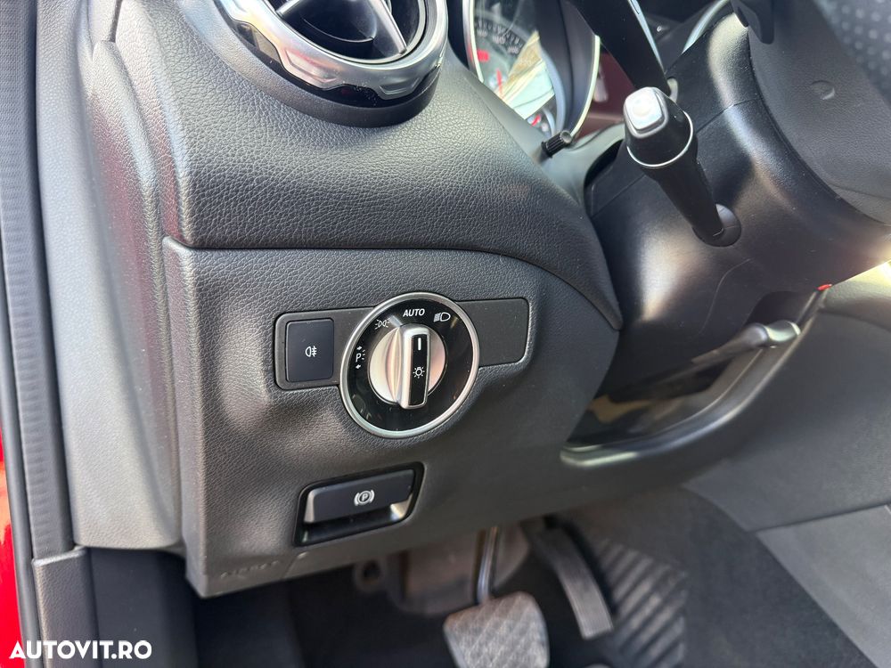 Mercedes-Benz GLA 200 d 4MATIC Aut. - 26