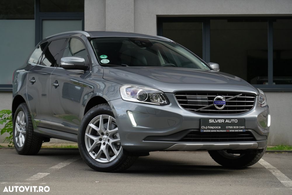 Volvo XC 60 D4 Geartronic Summum - 25