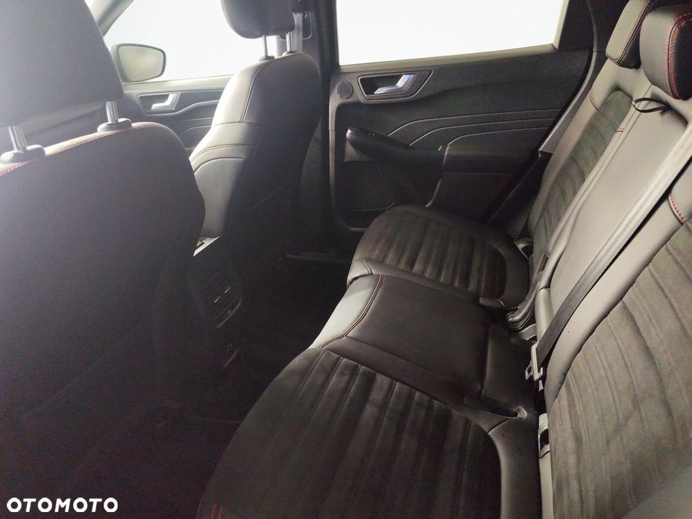 Ford Kuga - 13