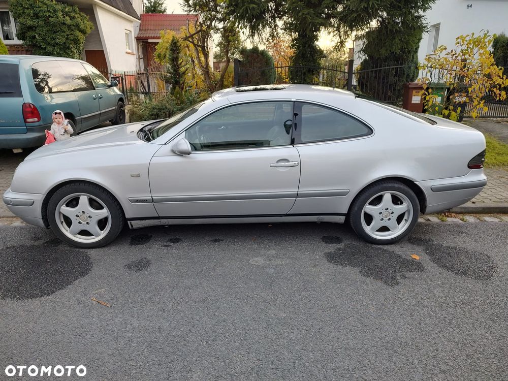 Mercedes-Benz CLK - 5
