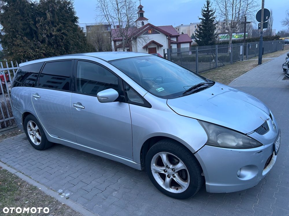 Mitsubishi Grandis 2.0 DID Intense - 5