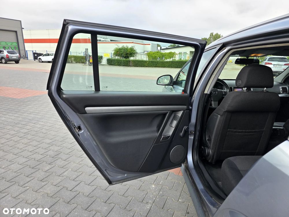 Opel Vectra 2.2 Caravan Business - 10