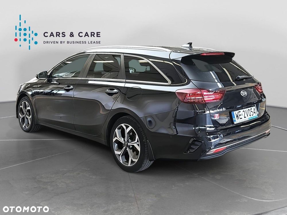 Kia Ceed 1.6 CRDi mHEV L DCT - 23