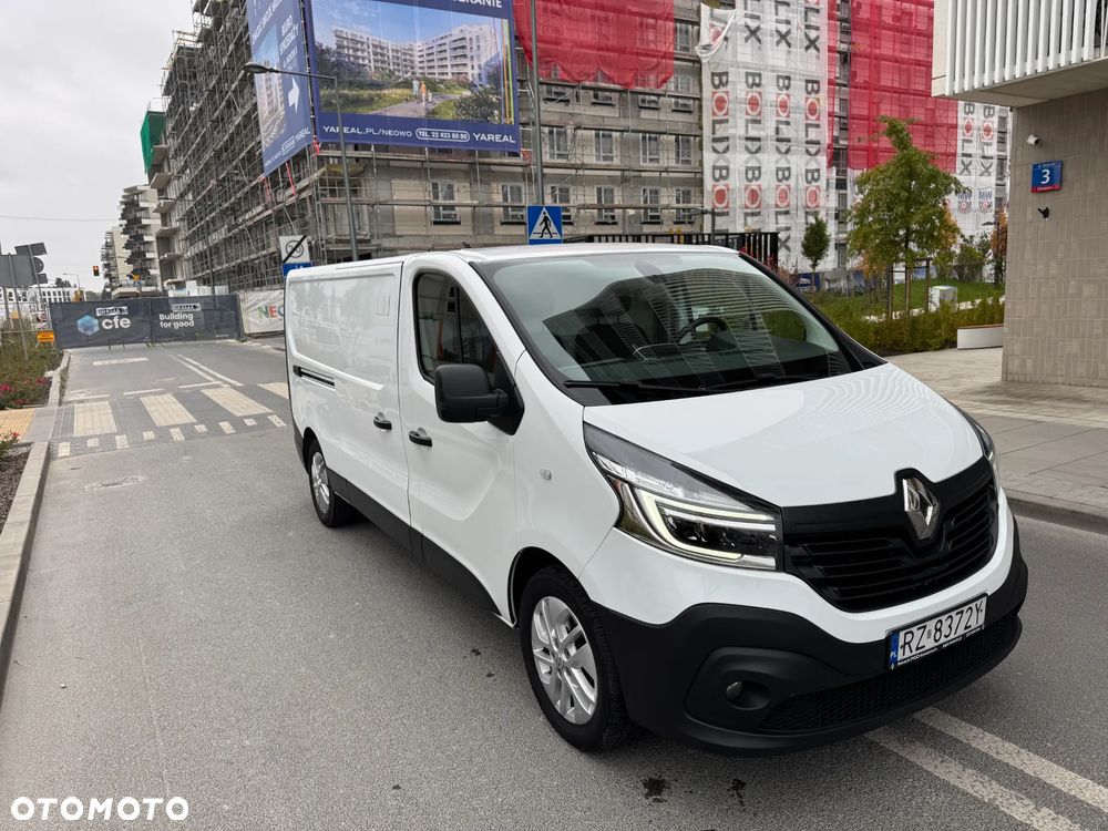 Renault Trafic - 1