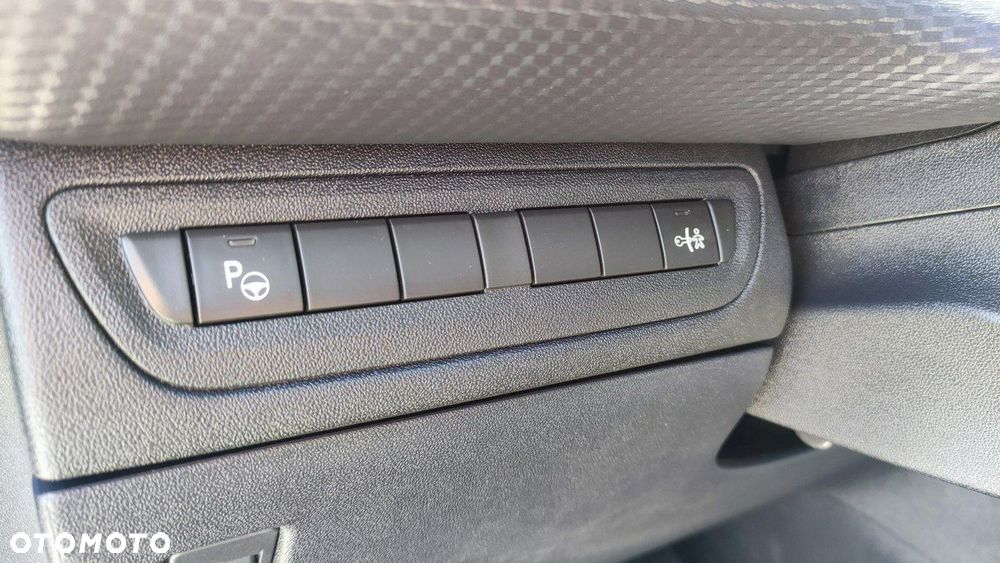 Peugeot 2008 1.6 VTi Active - 26