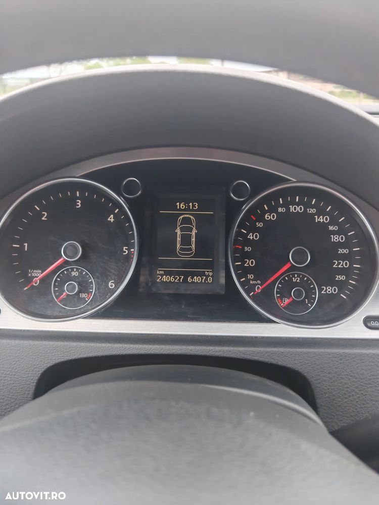 Volkswagen Passat CC 2.0 TDI BlueMotion Technology Exclusive - 10