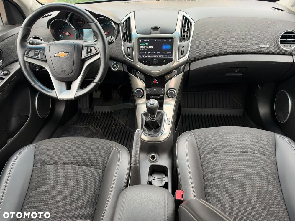 Chevrolet Cruze - 20